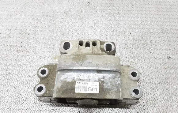 Volkswagen Caddy Gearbox mount 3318205