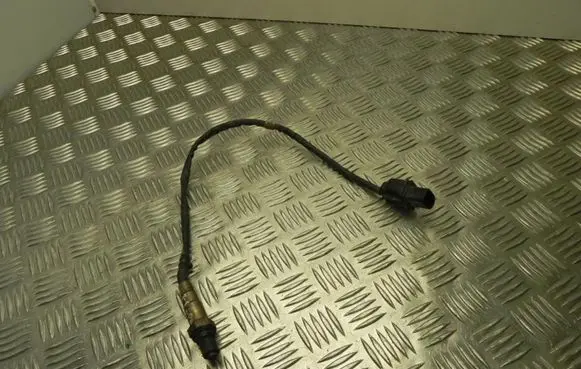 Volkswagen Transporter - Caravelle T5 Lambda probe sensor 03L906262S VD12659