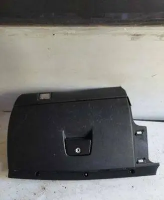 Volvo V50 Glove box 8626141 3865