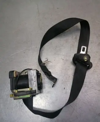 Skoda Octavia Mk1 (1U) Front seatbelt 1U4857704A