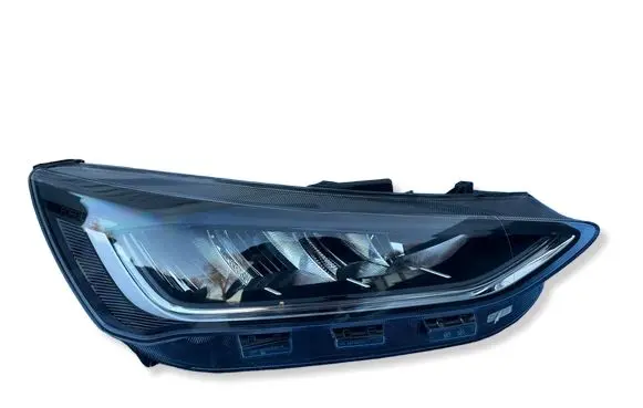 Ford Focus Headlight/headlamp NX7B13E014CF