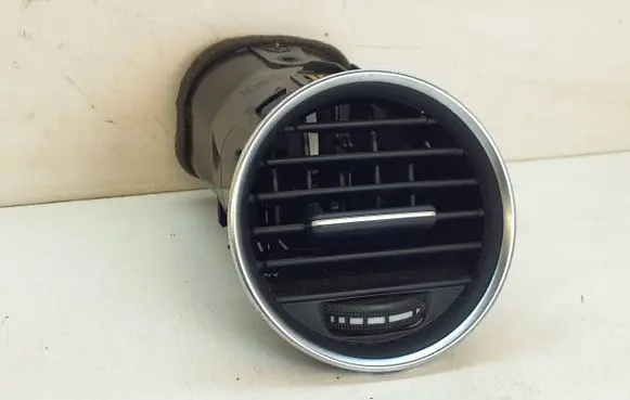 Mercedes-Benz C W204 Dashboard side air vent grill/cover trim A2048306254 186211 510298