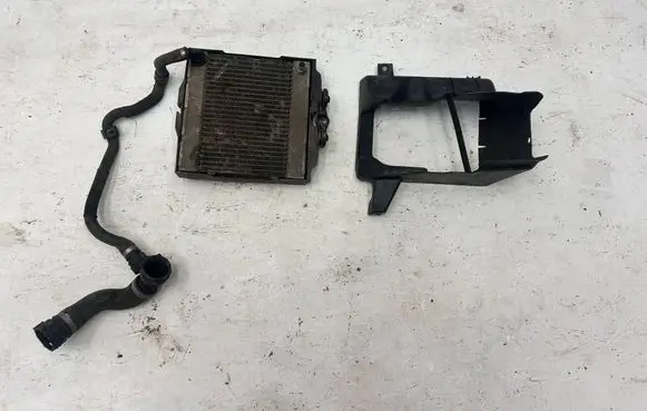 BMW 5 F10 F11 Optional radiator 7802662
