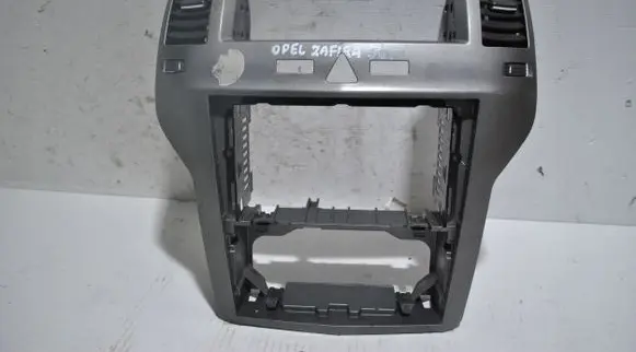 Opel Zafira B Radio/GPS head unit trim 