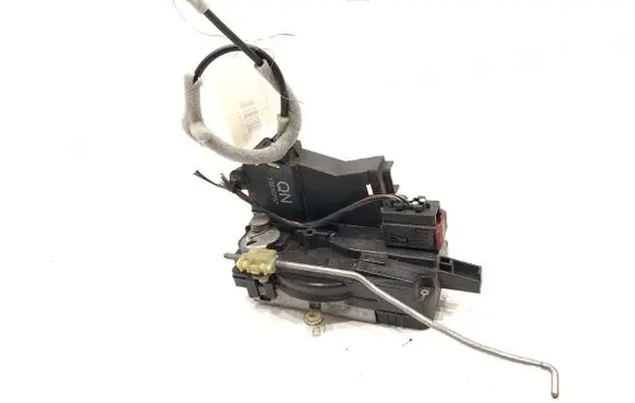Opel Signum Front door lock 13210767