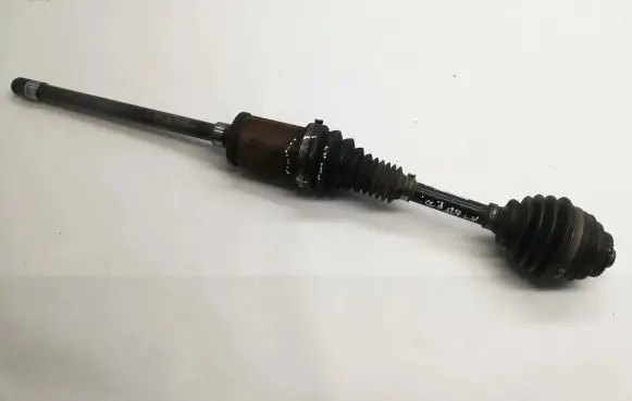 BMW X1 E84 Front driveshaft 7591682