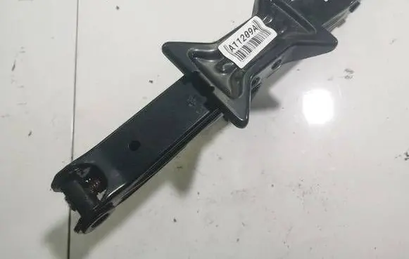 Toyota Yaris Lift Jack 