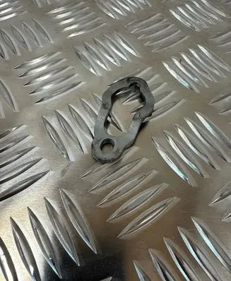 Volvo XC60 Fuel Injector clamp holder 