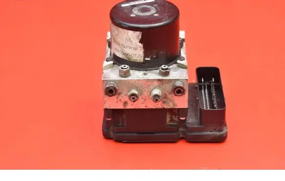 Ford Focus ABS Pump BV61-2C405-AF
