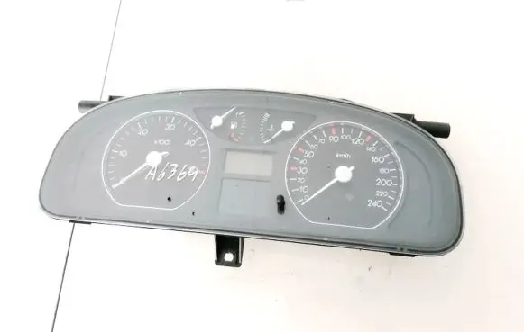Renault Laguna II Speedometer (instrument cluster) 8200013775 09043139904