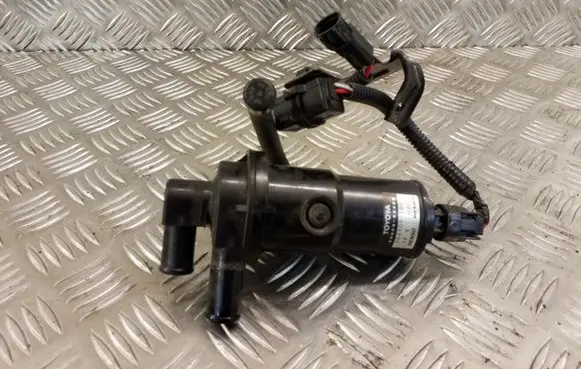 Lexus GS 300 350 430 450H Electric auxiliary coolant/water pump 0641001080