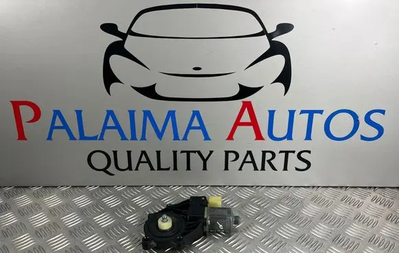 Ford Fiesta Front door window regulator motor 8A6114553B