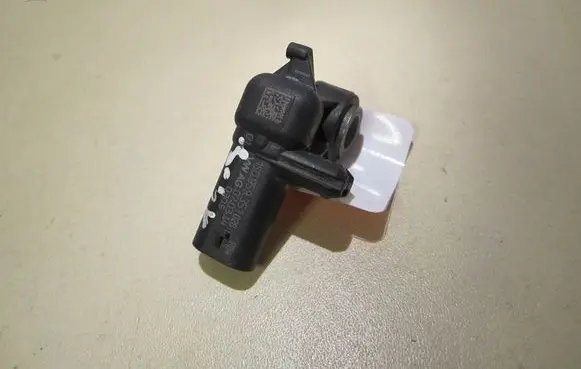 Volkswagen Polo V 6R Airbag deployment crash/impact sensor 1S0959351