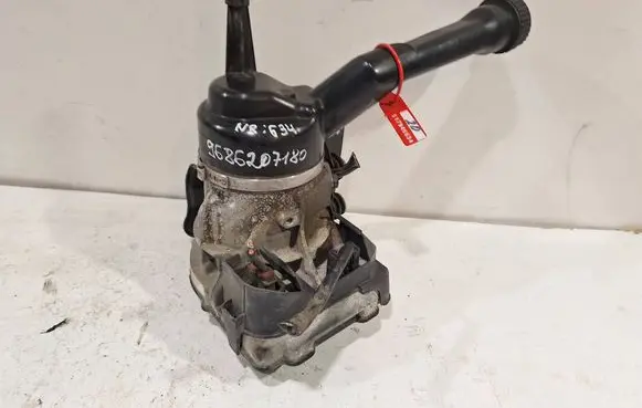 Peugeot 308 Power steering pump 9686207180