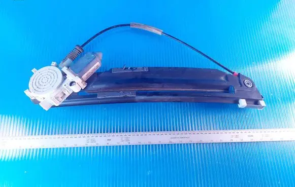 BMW 5 E39 Sliding door window regulator with motor 8252429 360512