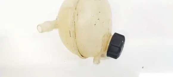 KIA Ceed Coolant expansion tank/reservoir 9824198680 9824316180