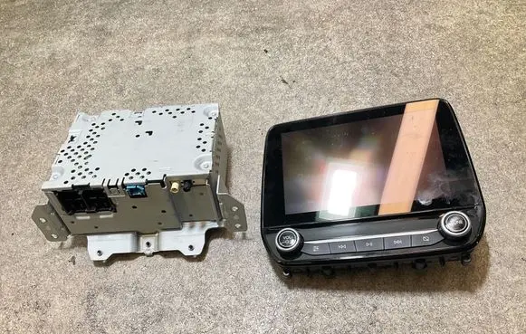 Ford Puma Radio/CD/DVD/GPS head unit H1BT18K810 K1BT18B955FC