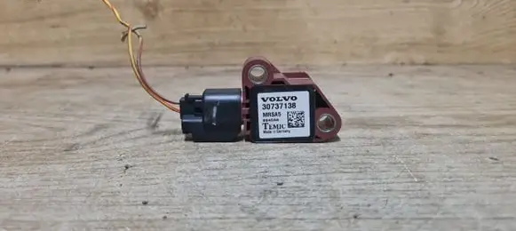Volvo V50 Airbag deployment crash/impact sensor 30737138