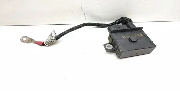 BMW 1 E81 E87 Glow plug pre-heat relay 779800 0522120102