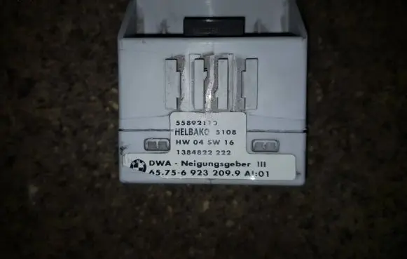BMW 3 E46 Yaw turn rate sensor 65756923209 1384822222