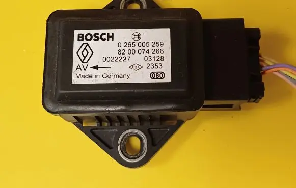Renault Scenic II - Grand scenic II ESP acceleration yaw rate sensor 0265005259 8200074266