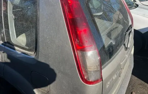 Nissan X-Trail T30 Rear/tail lights 
