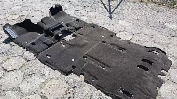 Ford Expedition Interior carpet JL1B4013000CJ32T5 JL1B4000048BG32T5