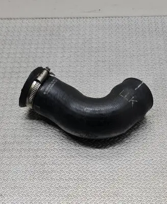 Audi A4 S4 B7 8E 8H Intercooler hose/pipe 8E0145837G 115684R002