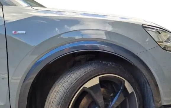 Audi Q2 - Fender LX7B