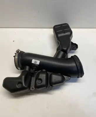 Jeep Grand Cherokee WL Intake resonator 68376821AB