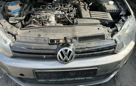 Volkswagen Golf VI Radiator support slam panel 