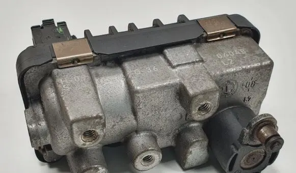 Jaguar XF X250 Turbine electric control actuator 6NW009206