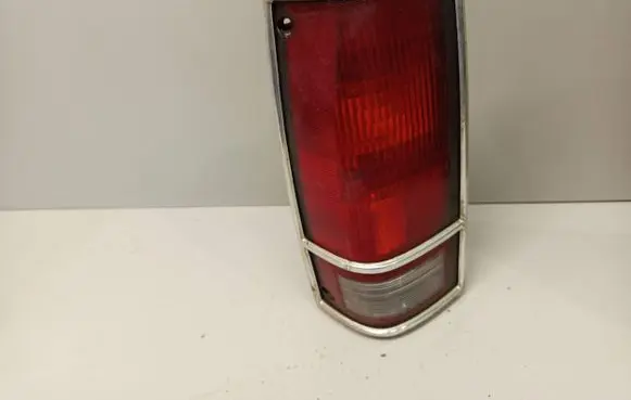 Chevrolet Blazer Rear/tail lights 16501483H