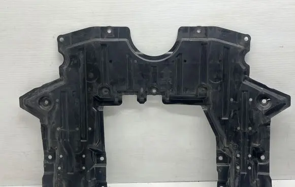 Nissan Rogue Engine splash shield/under tray 758956RR0A H9325541E100