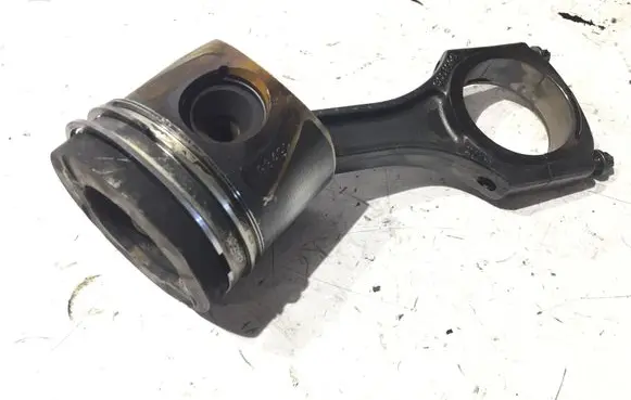 Piston with connecting rod