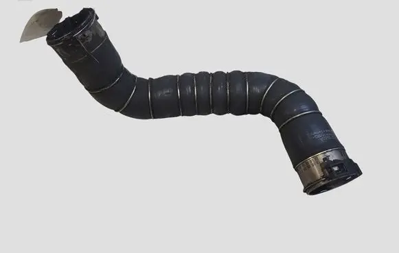Volvo V70 Intercooler hose/pipe 14463