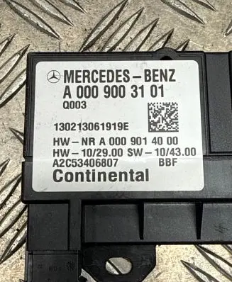 Mercedes-Benz C W204 Fuel injection pump control unit/module A0009003101 130213061919E A0009014000