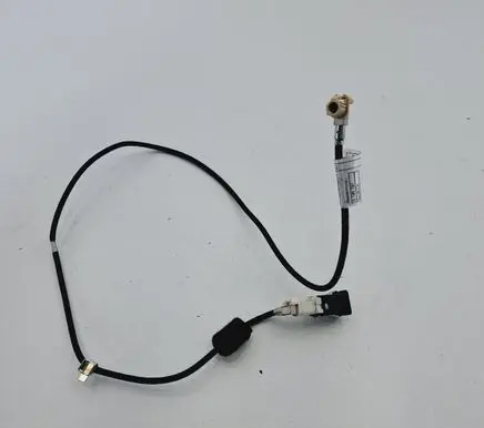 BMW X5 E70 USB socket connector 9196797