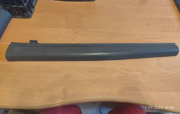 Mercedes-Benz E W211 Front sill trim cover A2116801735 150920251027