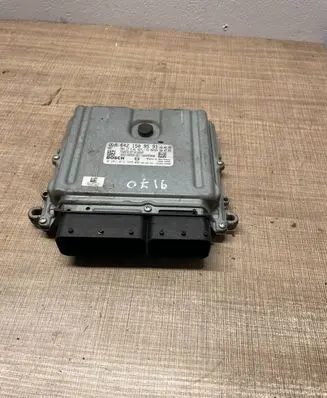 Mercedes-Benz E W211 Engine control unit/module A6421509591 1039S14068 0281013488