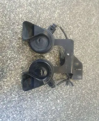 Audi A6 S6 C6 4F Horn signal 4F0951229 6033FB1528