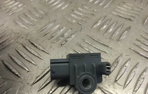 KIA Sportage Airbag deployment crash/impact sensor 95920B4000