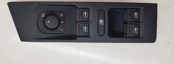 Volkswagen PASSAT B7 Electric window control switch 3AC857858A