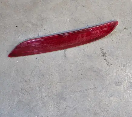 Chrysler Pacifica Rear tail light reflector 68230395AA