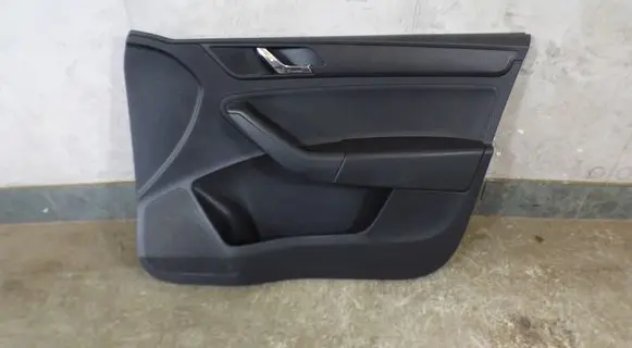 Skoda Rapid (NH) Front door card panel trim CART5JB867014C 5JB867014C 5JBKKC012