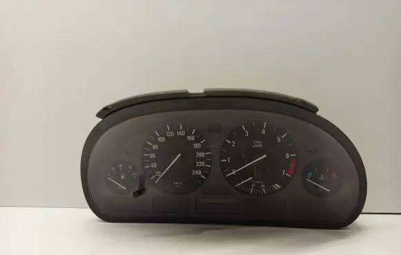 BMW 5 E39 Speedometer (instrument cluster) 110008735
