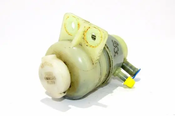 Mitsubishi Outlander Power steering fluid tank/reservoir Nra