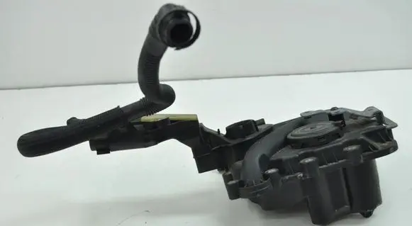 Audi A5 8T 8F Other engine bay part 06F103547F