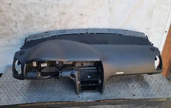 Audi Q7 4L Dashboard 4L1858041 4L0857970 4L1857067