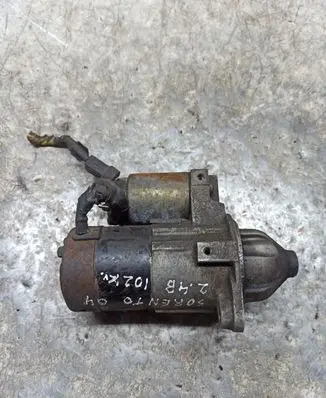 KIA Sorento Starter motor MT38090